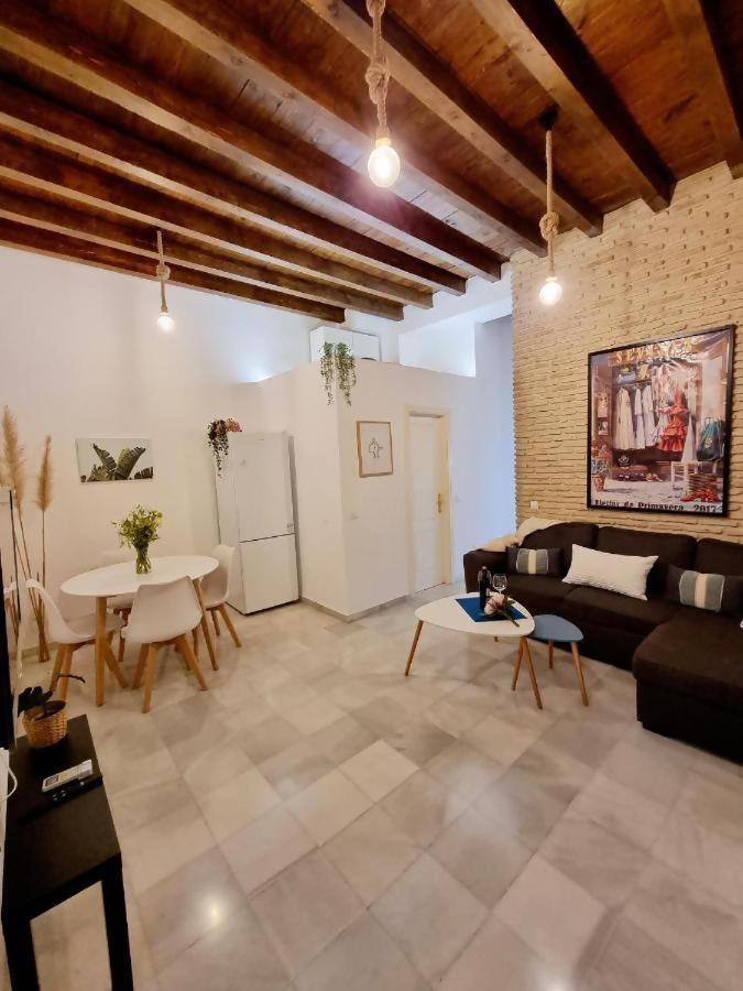 Hostfy Mercado De Triana Appartement Sevilla